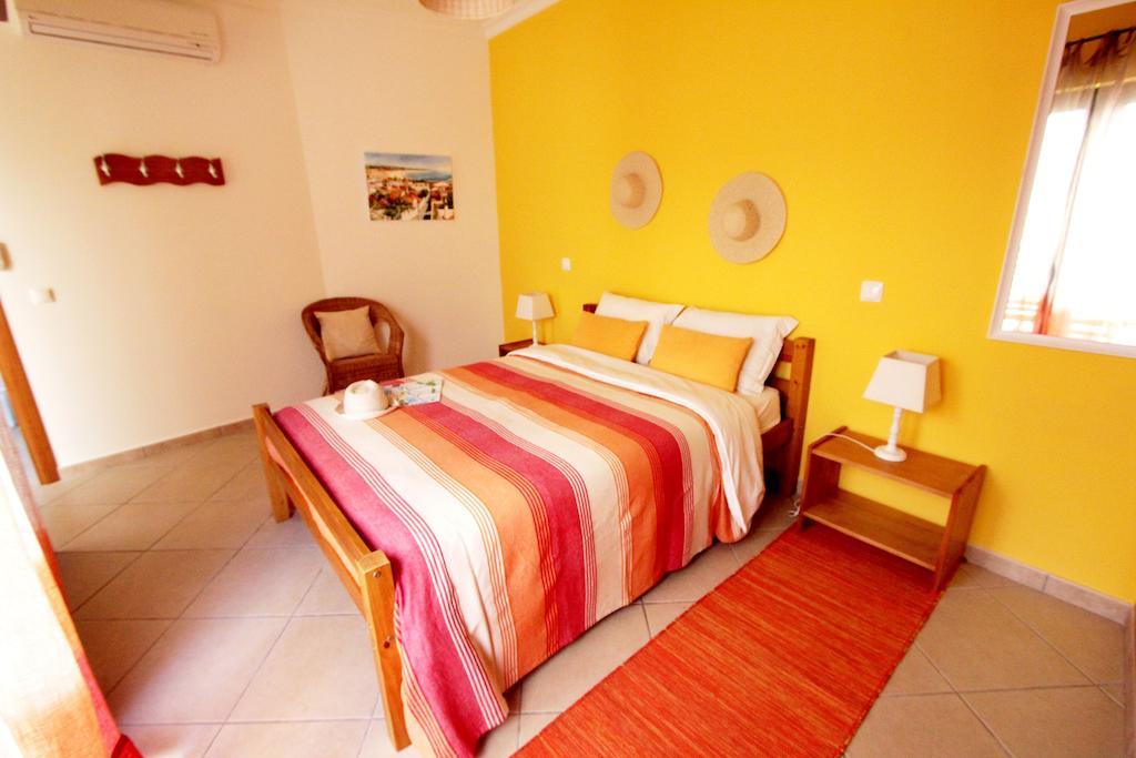 Casa A Sul - Lagos Guesthouses Quarto foto